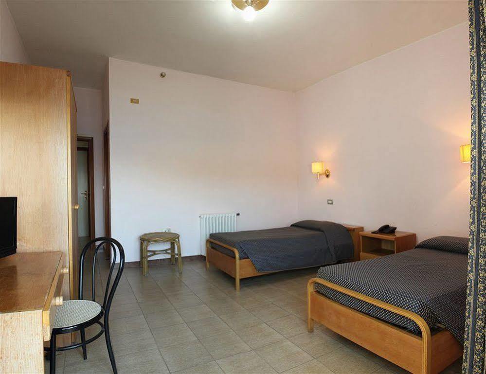 Hotel Calamosca 칼리아리 외부 사진